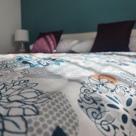Cozy Two-Bedroom Apartment Zadar Luaran gambar
