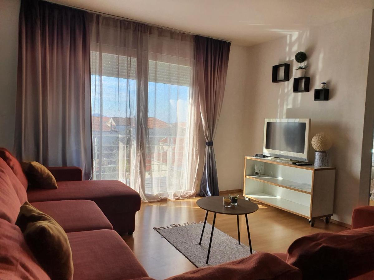 Cozy Two-Bedroom Apartment Zadar Luaran gambar