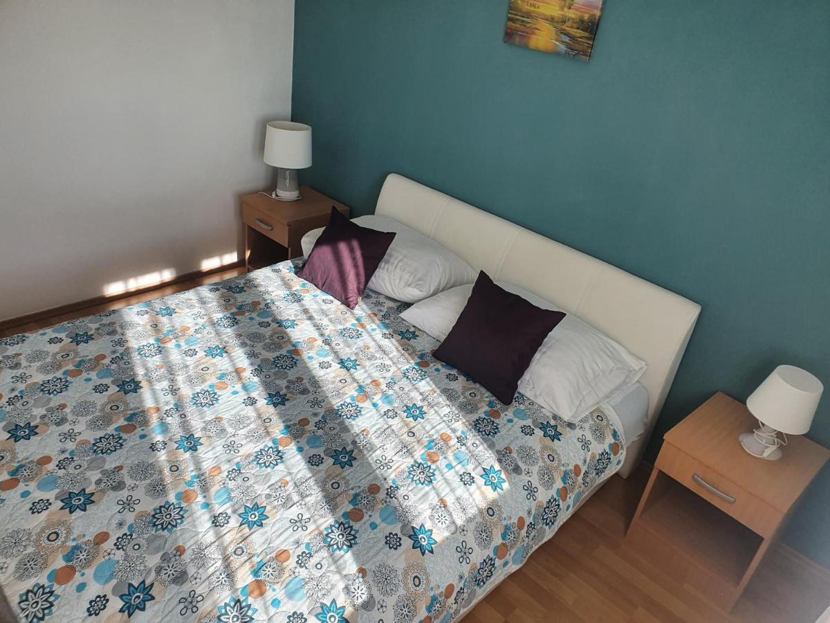 Cozy Two-Bedroom Apartment Zadar Luaran gambar