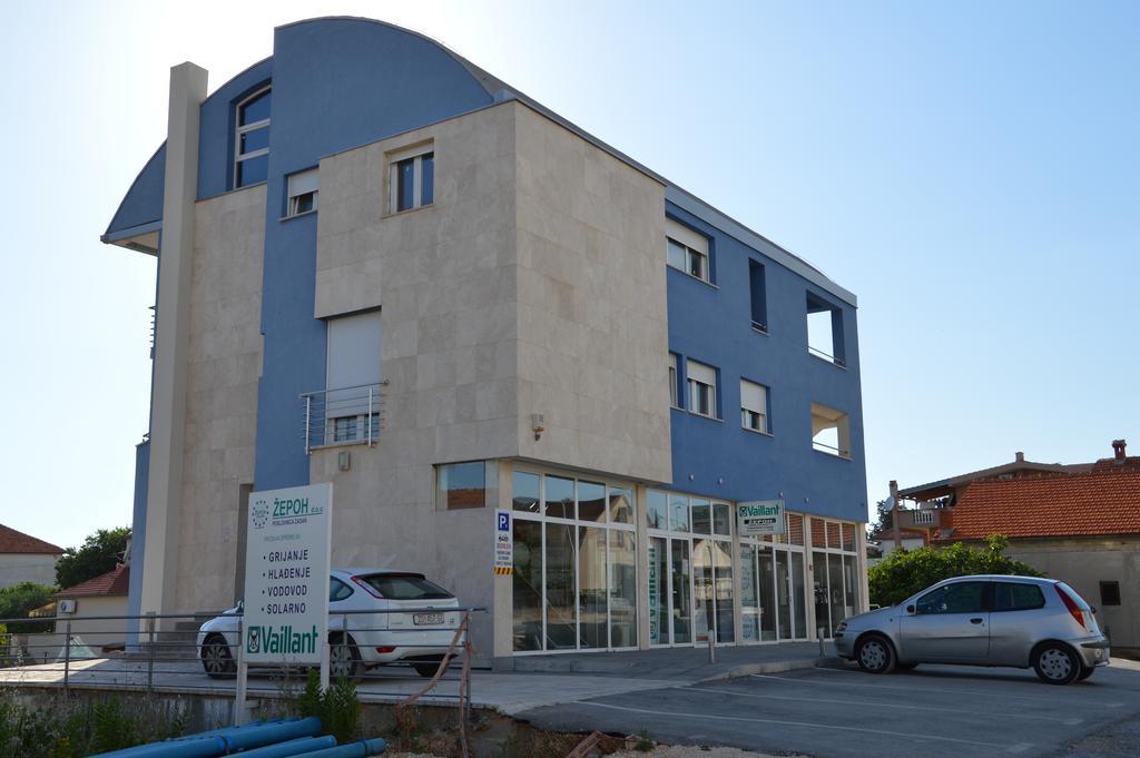 Cozy Two-Bedroom Apartment Zadar Luaran gambar